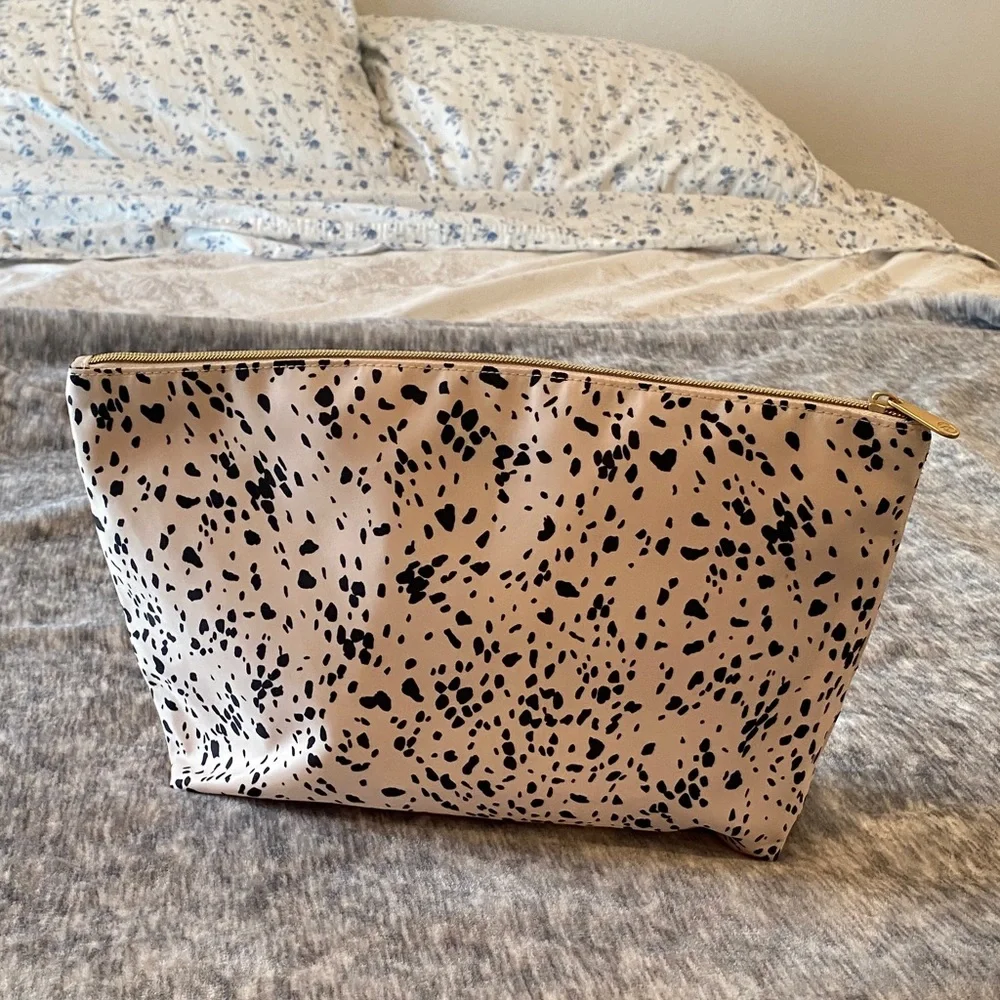 Sonia Kashuk Leopard Print Makeup Bag - Picture 1 of 6